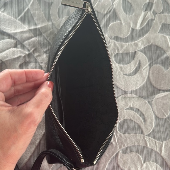 Michael Kors leather wristlet - Picture 4 of 5